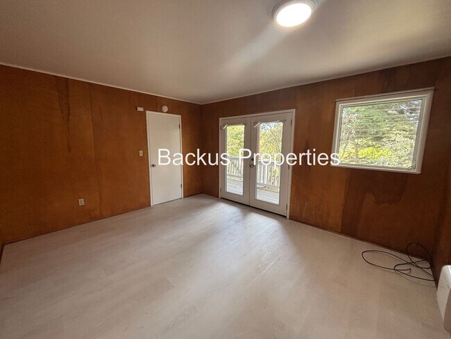 Foto del edificio - Rio Rd.