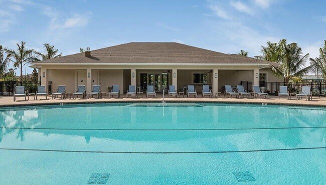 Building Photo - 25297 E Lenox Cir
