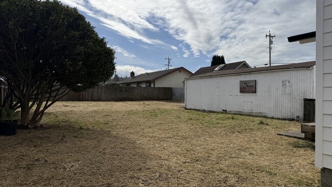 Building Photo - 3614 Pennsylvania Ave