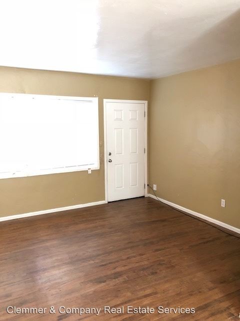 Building Photo - 1 br, 1 bath House - 822 S. Watson St