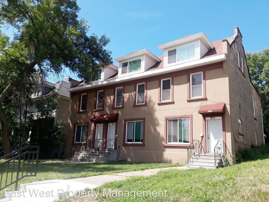 Primary Photo - 1603-1607 E 4th St