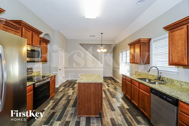 Foto del edificio - 1615 Farkleberry Dr