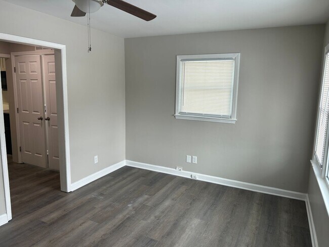 Foto del edificio - 2326 Waterbury St