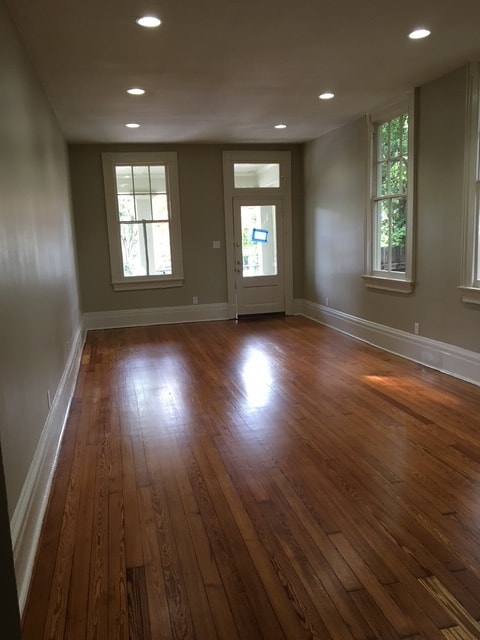 Living and dining - 3908 Camp St