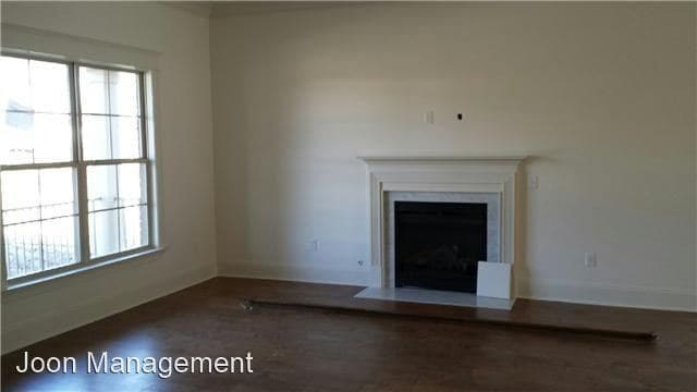 Foto del edificio - 4 br, 2.5 bath House - 3313 Park Ave