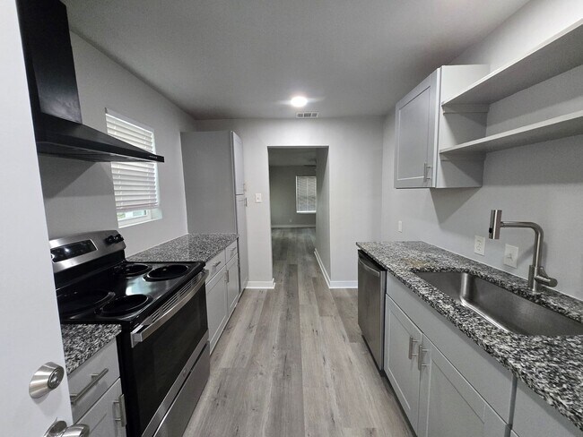 Foto del edificio - 2bed 1 Bath