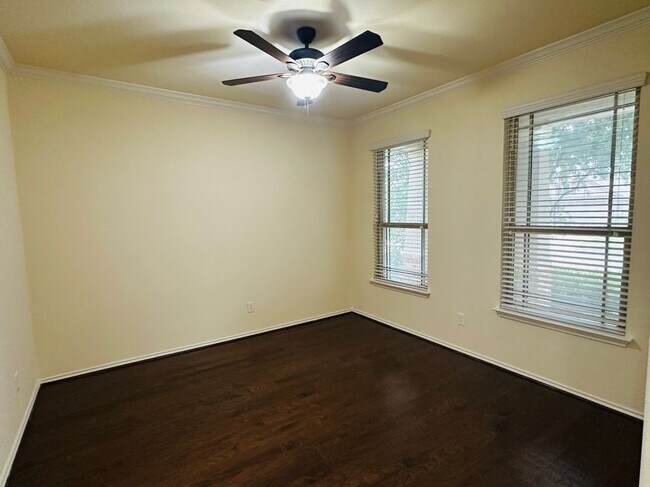Building Photo - 132 Buckskin Way