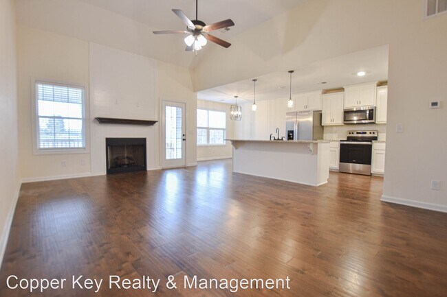 Building Photo - 3 br, 2 bath House - 1632 Parkside Drive