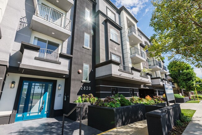 Foto del edificio - 2820 Sawtelle Blvd