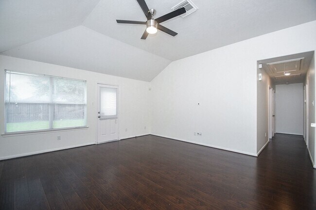 Building Photo - 13911 Sorrel Grove Ct
