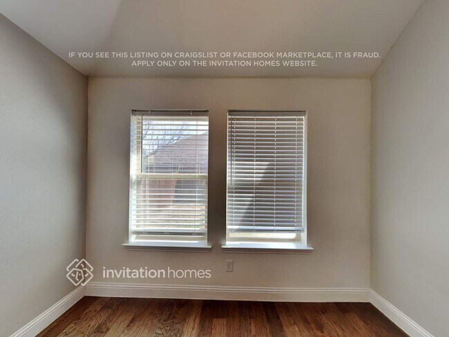 Foto del edificio - 581 Magnolia Pkwy