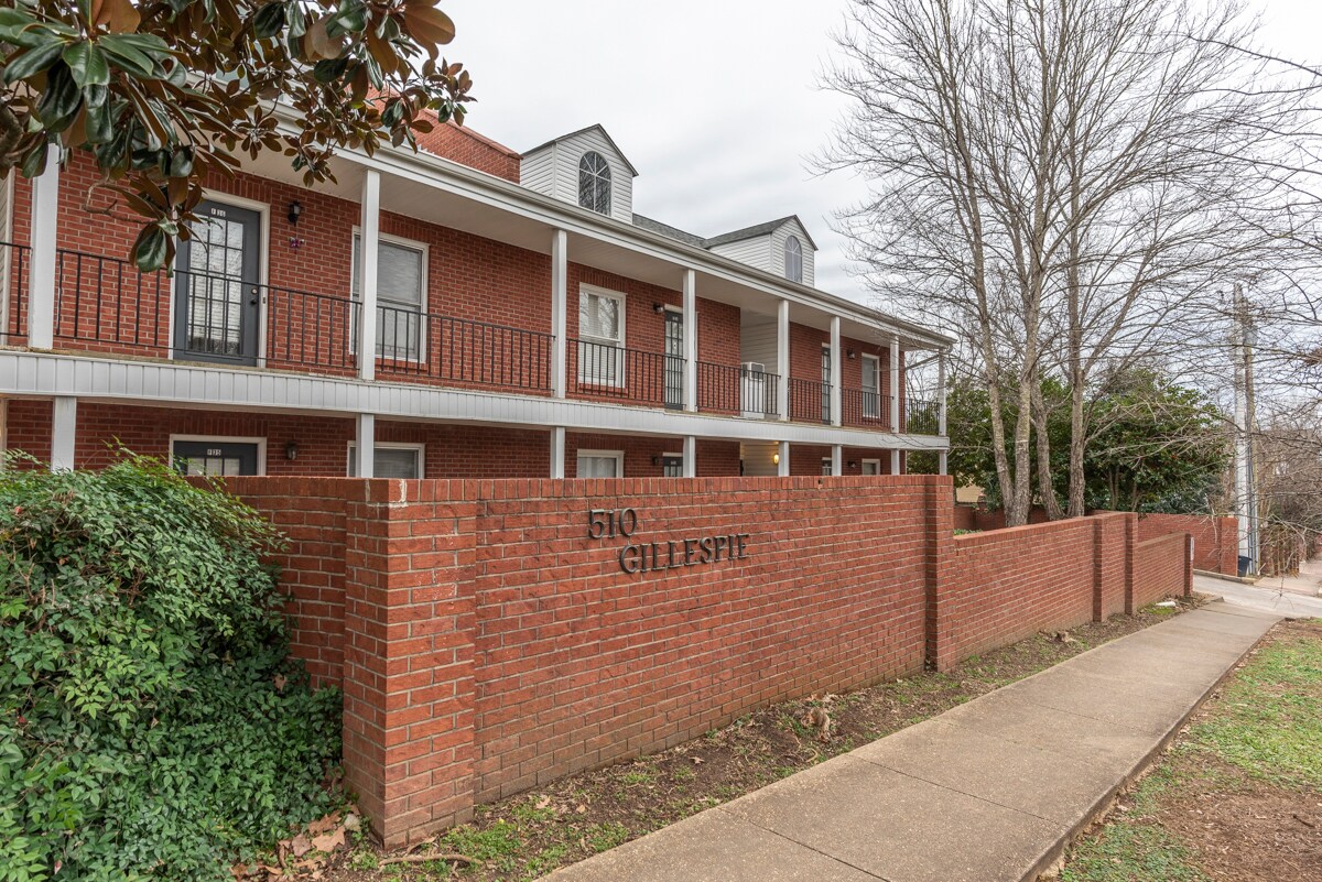 511 E Gillespie St Unit E 28, Starkville, MS 39759 Condo for Rent in