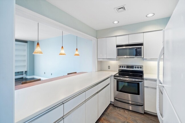 Foto del edificio - 100 Shearwater Ct E