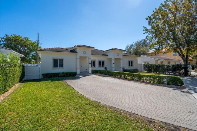 Foto del edificio - 1515 SW 65th Pl