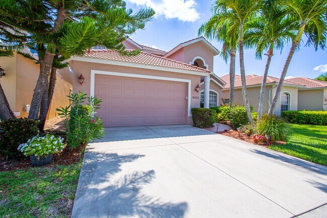 Building Photo - **POOL HOME** AVAILABLE FOR LONG/SEASONAL ...