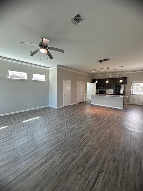 Foto del edificio - 6574 Geisler Crossing Ln