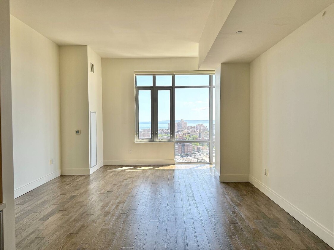 Primary Photo - 1524 Sheepshead Bay Rd