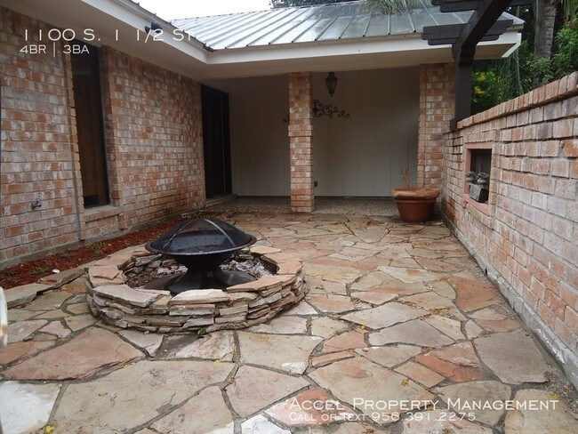 Foto del edificio - 1100 S 1 1/2 St