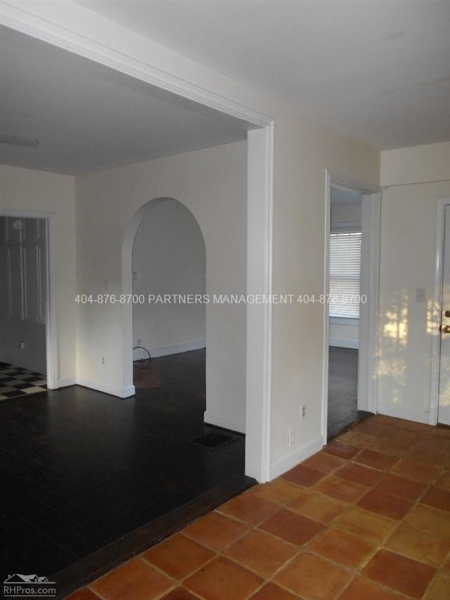 Foto del edificio - 1132 Moreland Ave SE