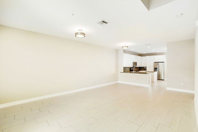 Foto del edificio - 3 br, 3.5 bath House - 11713 SW 13 Ct