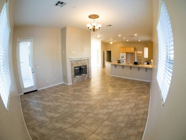 Foto del edificio - 7425 Malven Ave