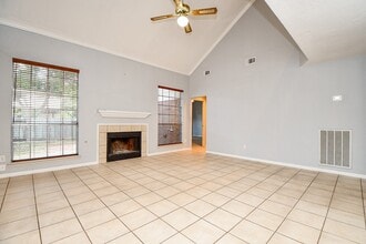 Building Photo - 6335 Oakburl Ln