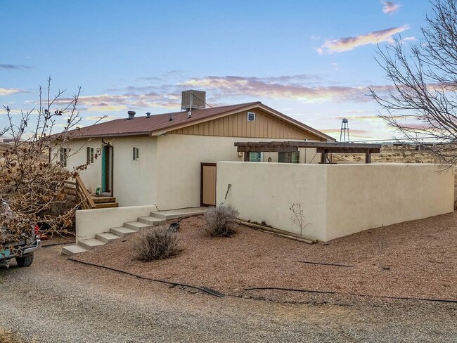 Building Photo - 29 Comanche Dr