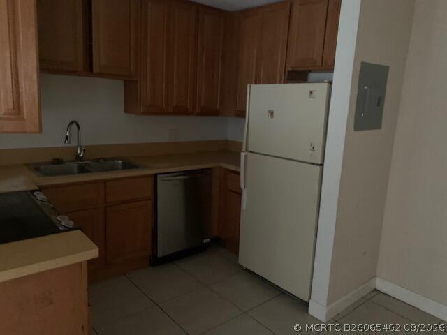 Building Photo - 10890 Royal Palm Blvd