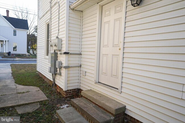 Foto del edificio - 231 Newton St