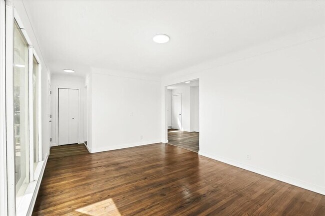 Building Photo - 8163 Woodbine St