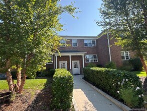 Building Photo - 37 Spruce St