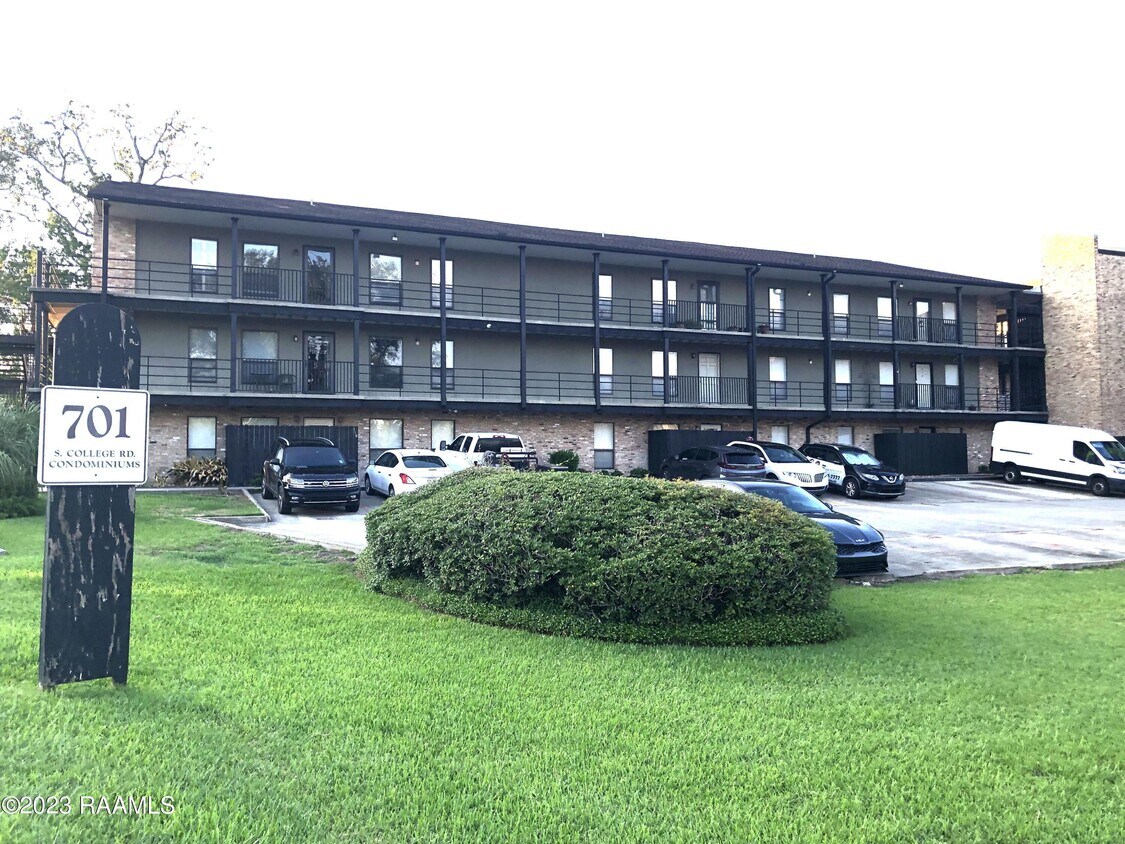 701 S College Rd Lafayette, LA 70503 Alquileres en Lafayette, LA