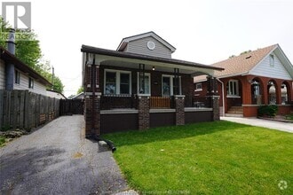 Building Photo - 1197 McKay Ave