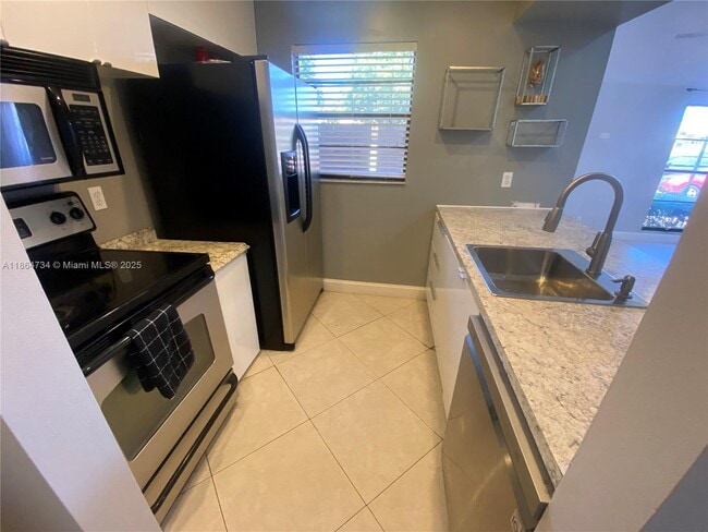 Foto del edificio - 2031 SW 81st Way
