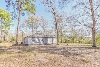 Building Photo - 3735 Woodpeckers Grove