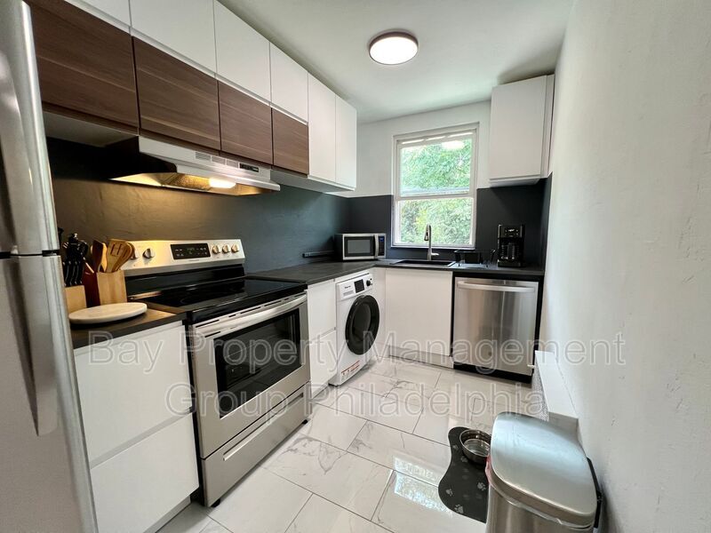 Foto principal - 869 Windermere Ave