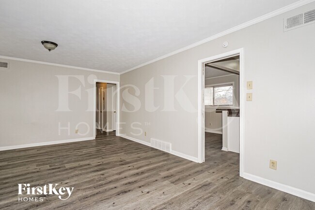 Foto del edificio - 1928 Croydon Ave