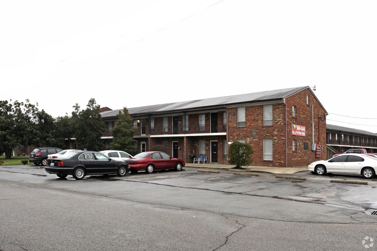 Primary Photo - Caldwell Apartments