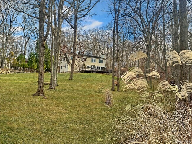 Foto del edificio - 12 Dogwood Ln