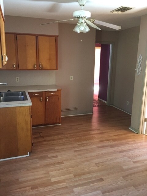 Foto del edificio - 2782 Marquette St