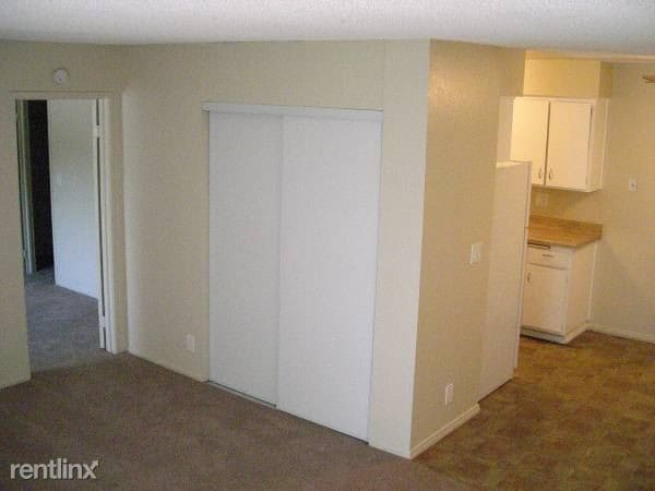 Building Photo - 1314 Palomar Pl