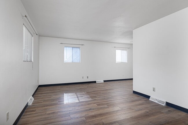 Building Photo - 1236 Jackson St