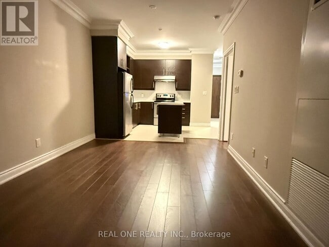 Photo du bâtiment - 325 South Park Rd