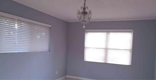 Building Photo - 989 Sunset Blvd