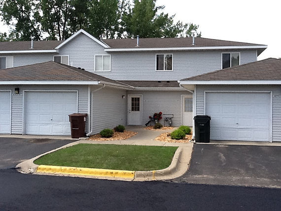 Building Photo - Valleyside Townhomes