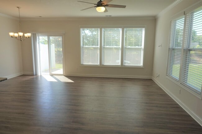 Photo - 409 Yellow Fox Rd House