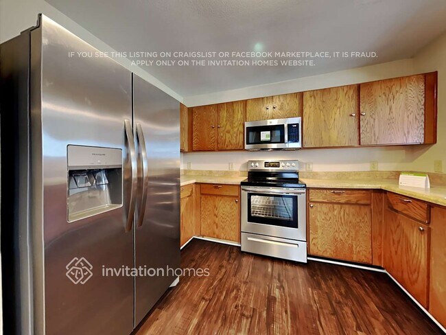 Foto del edificio - 4543 Stone Mountain Dr
