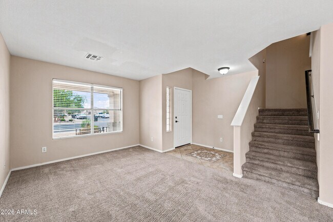 Foto del edificio - 12826 W Windsor Ave
