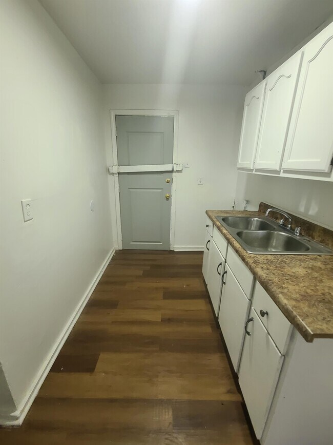 Foto del edificio - 1443 Hemlock St