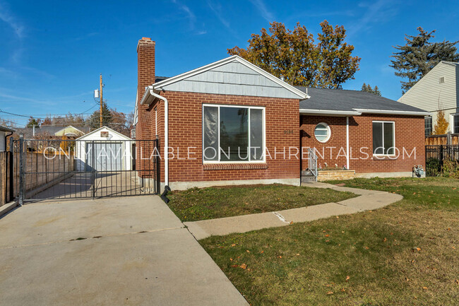 Building Photo - 2163 E 1700 S